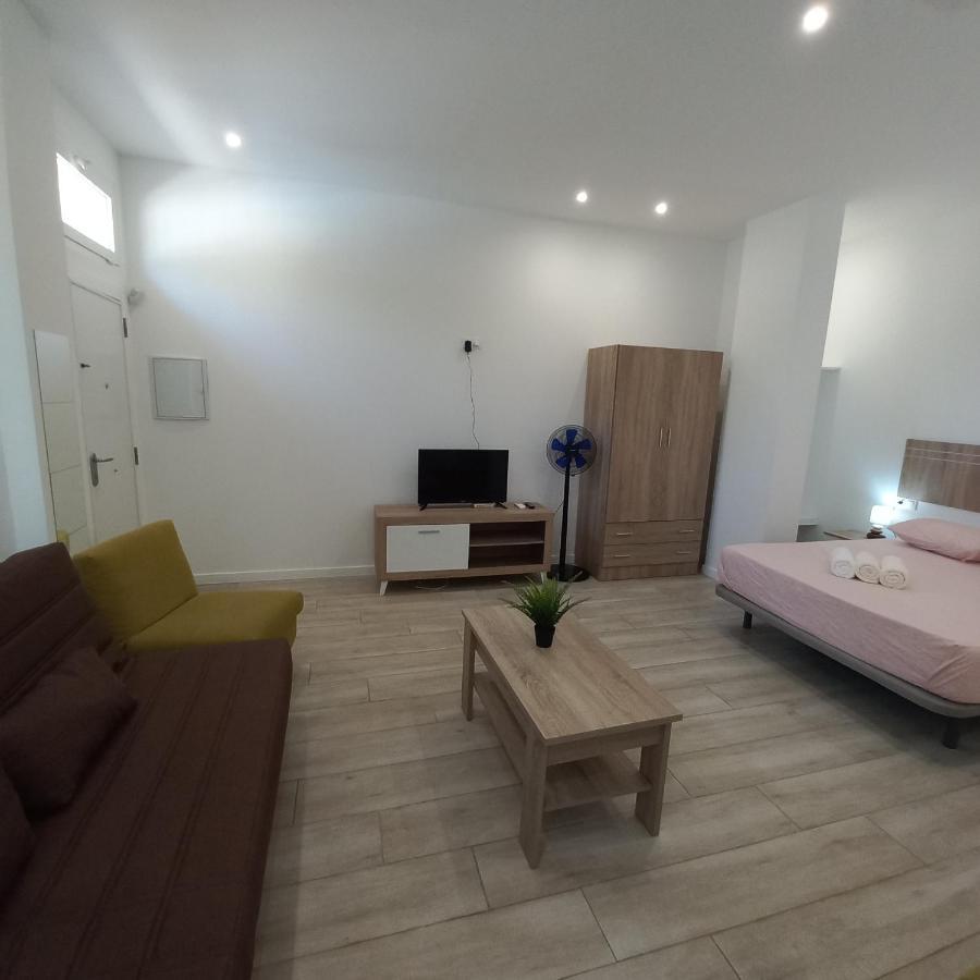 Malaga Velarde Center 3 Apartment Exterior photo